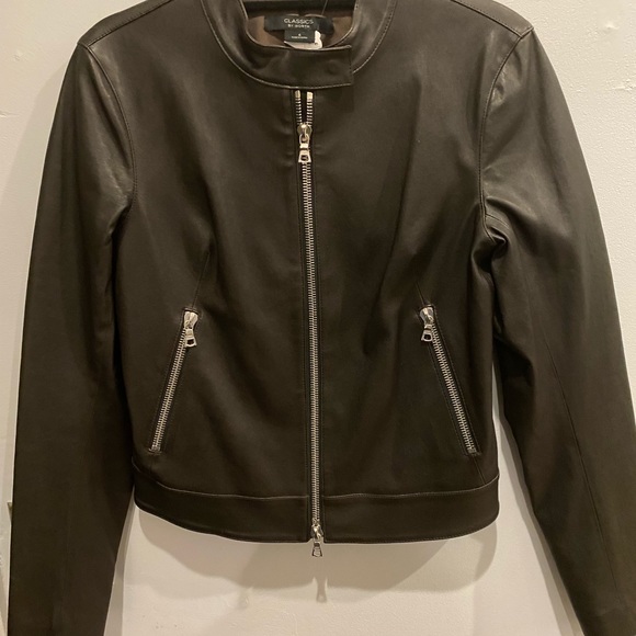 CLASSICS by WORTH NWT STRETCH LEATHER JACKET, BROWN, Size 6. Zipper w/pockets. - Picture 1 of 10